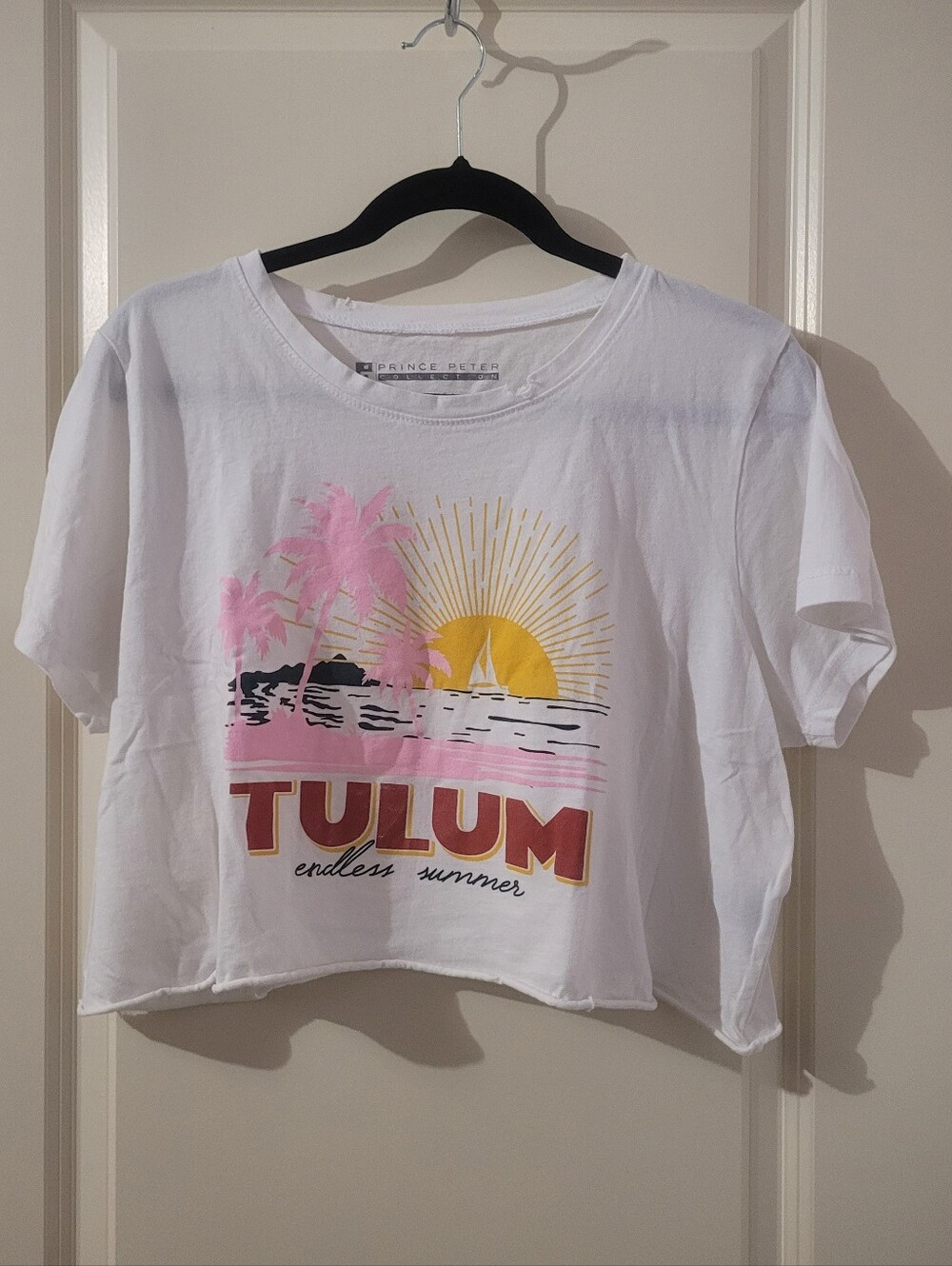 White Graphic Crop Top T-Shirt